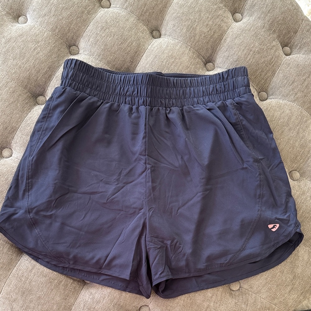 Shires aubrion activate ladies medium navy shorts, NWT